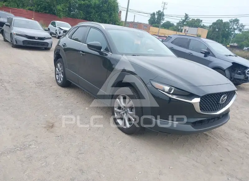 2022 Mazda CX-30 photo