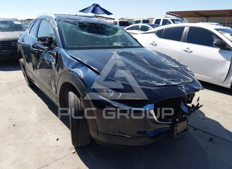 2022 Mazda CX-30 photo