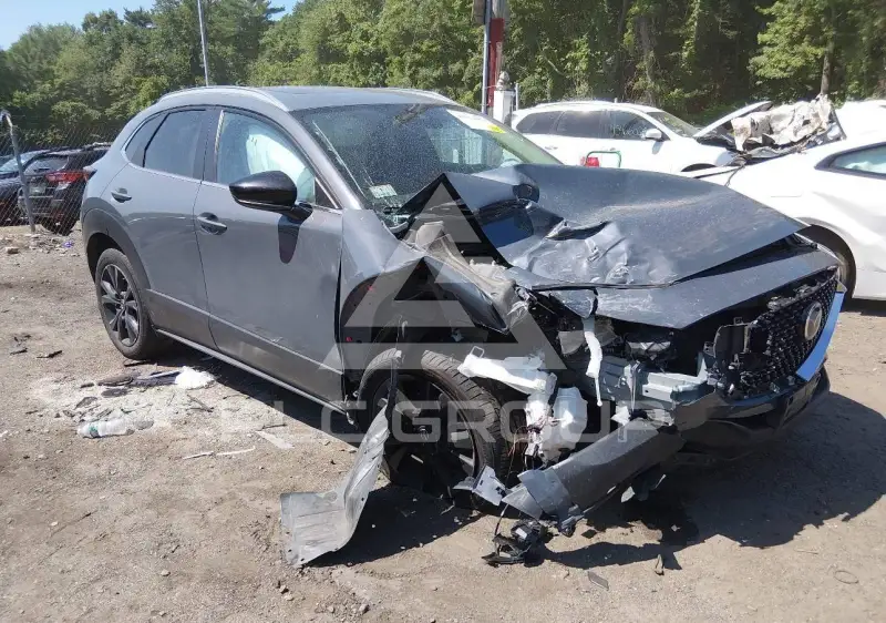 2022 Mazda CX-30 photo