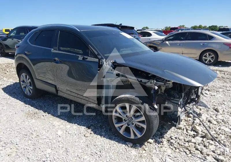 2022 Mazda CX-30 photo