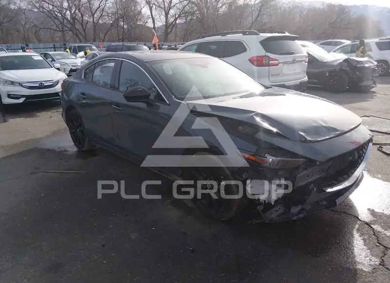 2022 Mazda 3 фото