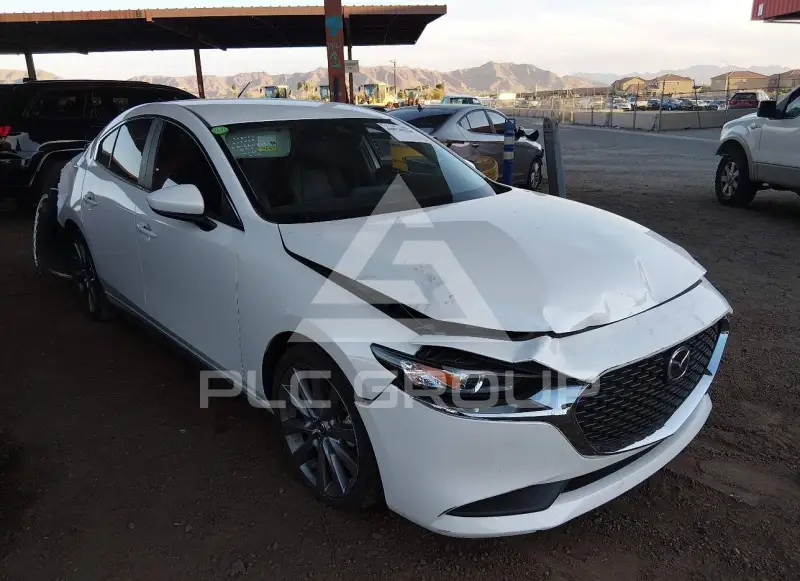 2022 Mazda 3 фото