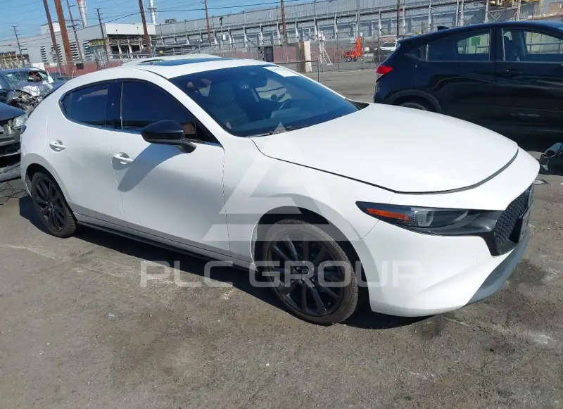 2022 Mazda 3 фото