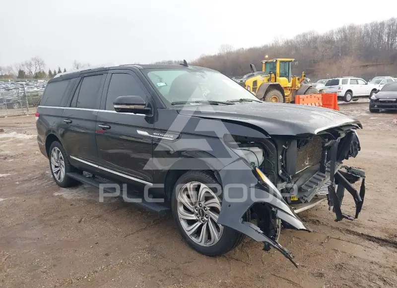 2022 Lincoln NAVIGATOR photo