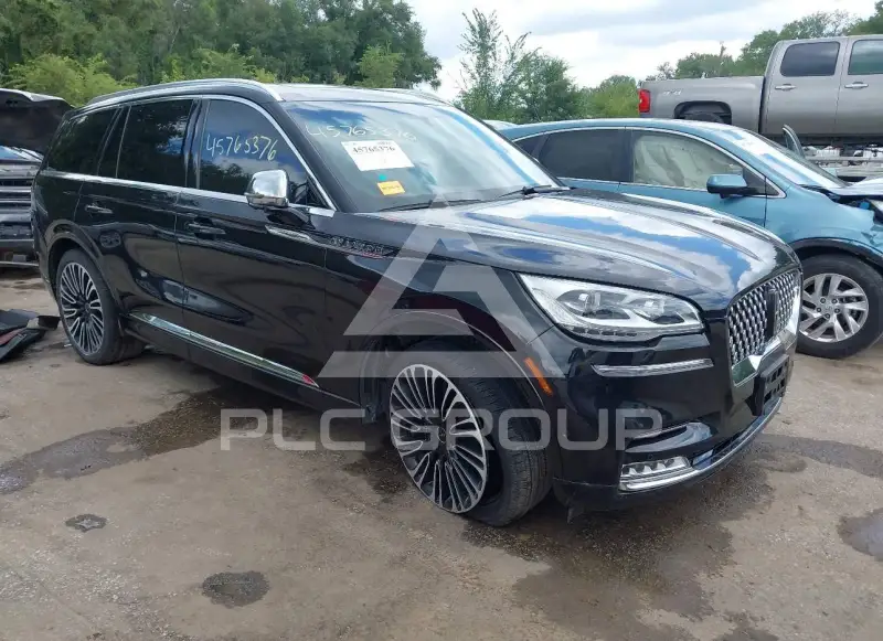 2022 Lincoln AVIATOR photo