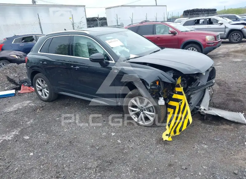 2022 Audi Q3 фото