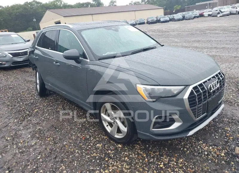 2022 Audi Q3 photo
