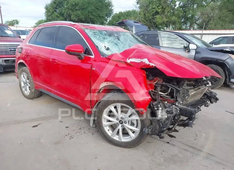 2022 Audi Q3 фото