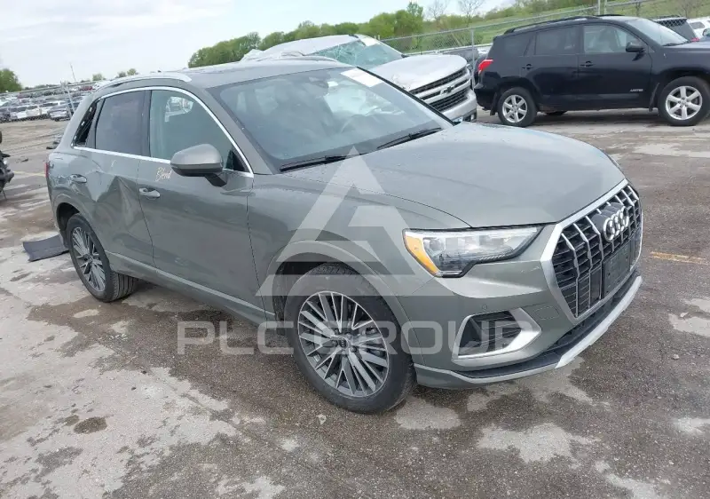 2022 Audi Q3 фото