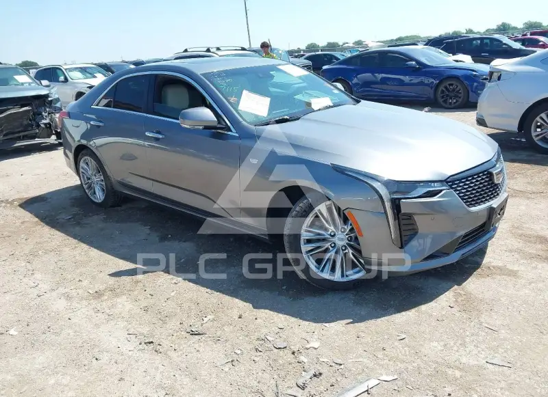 2022 Cadillac CT4 фото