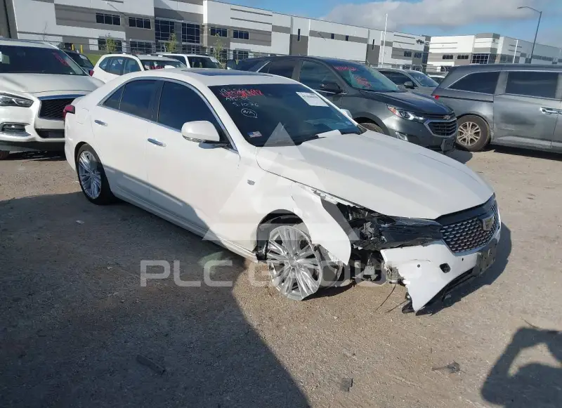 2022 Cadillac CT4 фото