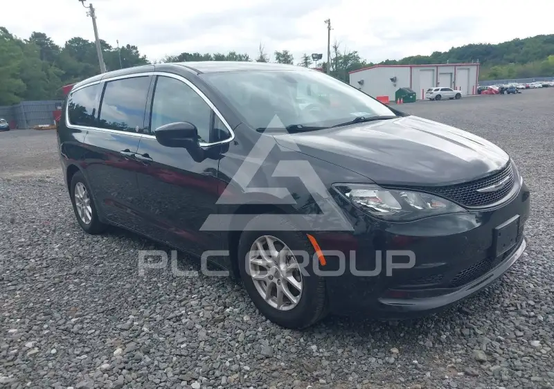 2022 Chrysler VOYAGER photo