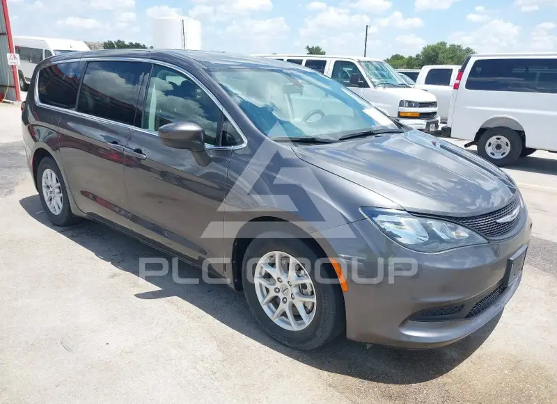 2022 Chrysler VOYAGER фото