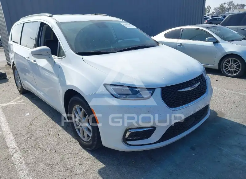 2022 Chrysler PACIFICA photo