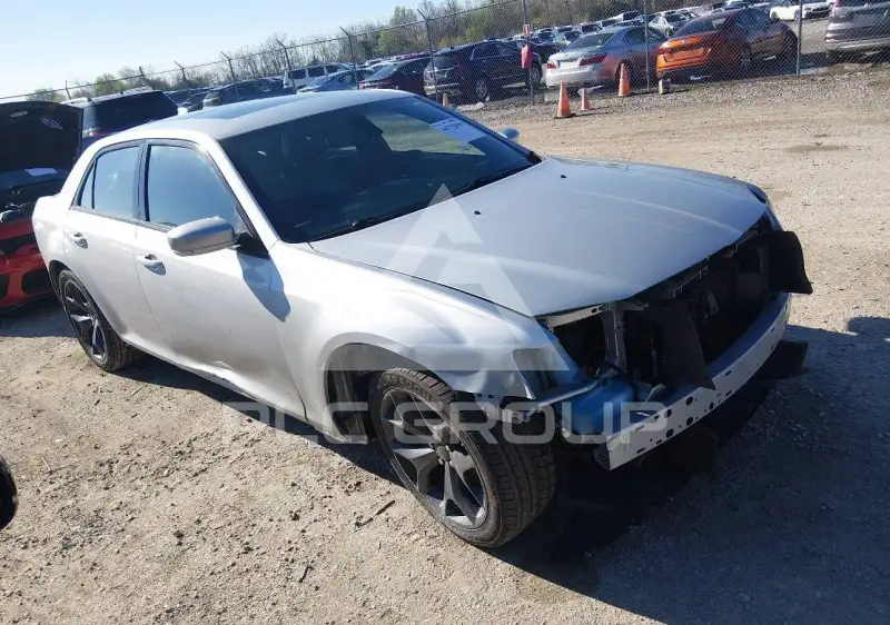 2022 Chrysler 300 фото