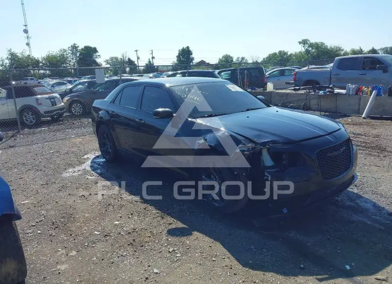 2022 Chrysler 300 photo