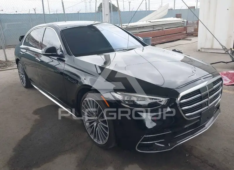 2022 Mercedes Benz S 500 photo