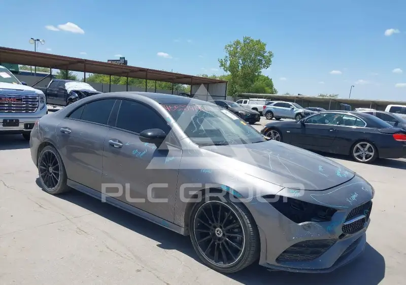 2022 Mercedes Benz Cla 250 фото