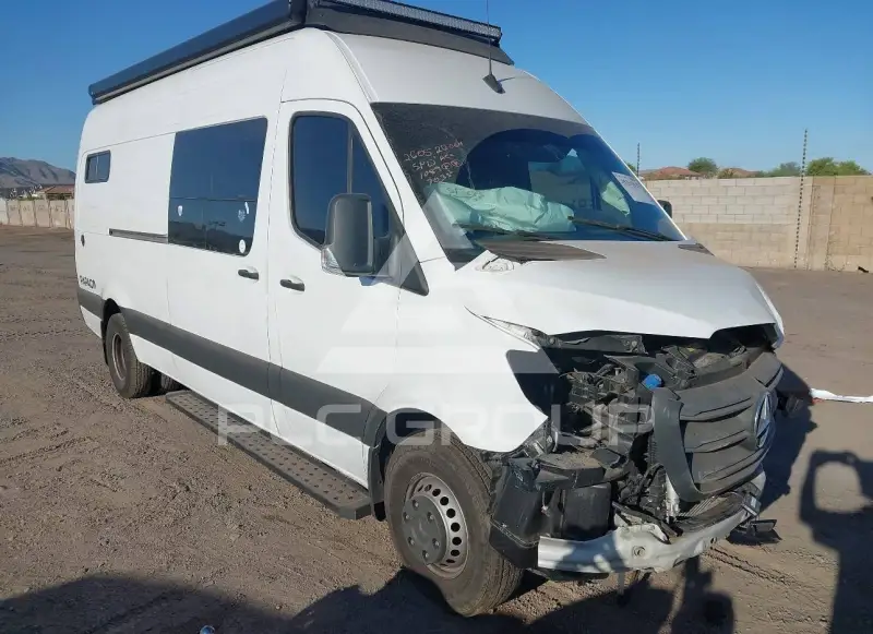 2022 Mercedes Benz Sprinter photo