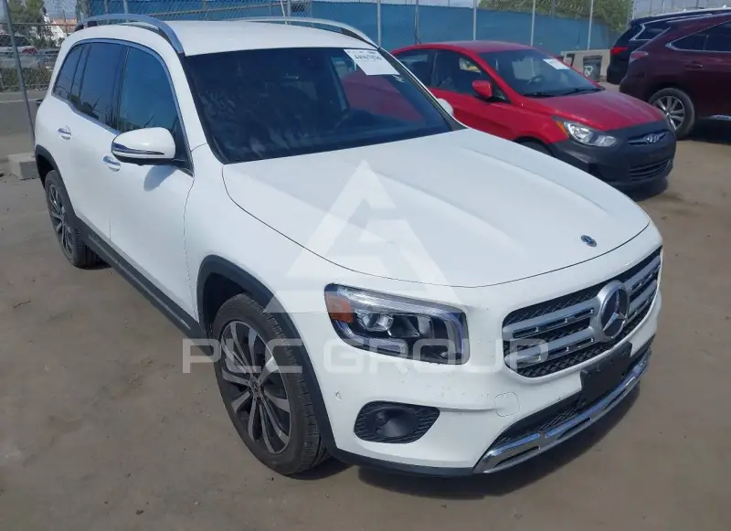 2022 Mercedes Benz GLB 250 фото