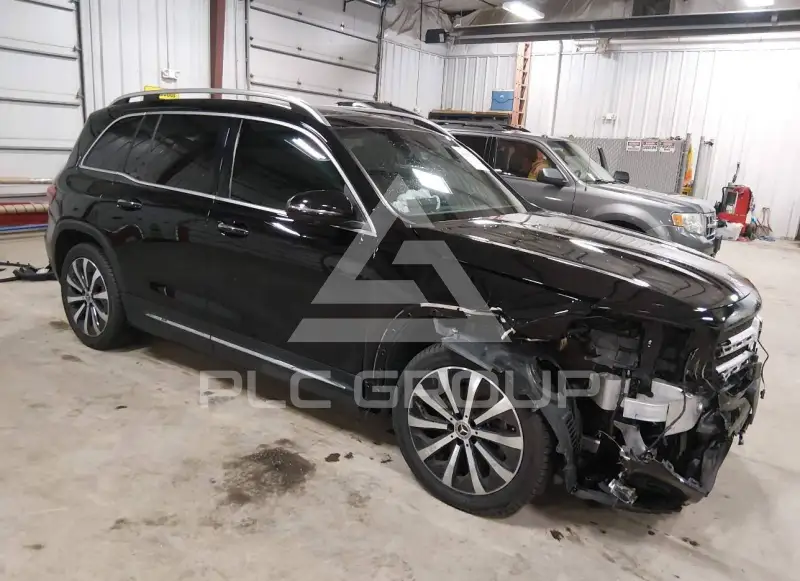 2022 Mercedes Benz GLB 250 фото