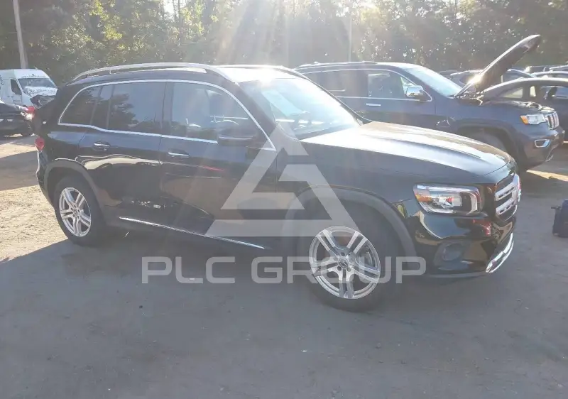 2022 Mercedes Benz GLB 250 фото