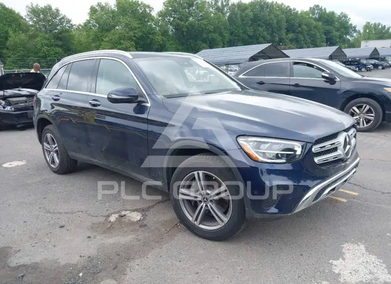 2022 Mercedes Benz GLC 300 photo