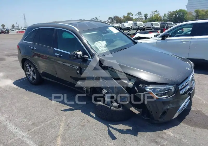 2022 Mercedes Benz GLC 300 photo
