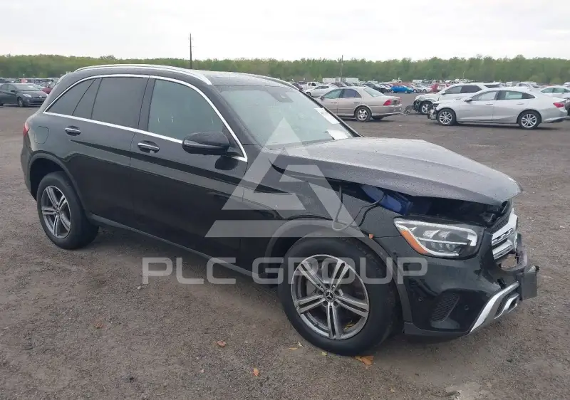 2022 Mercedes Benz GLC 300 фото