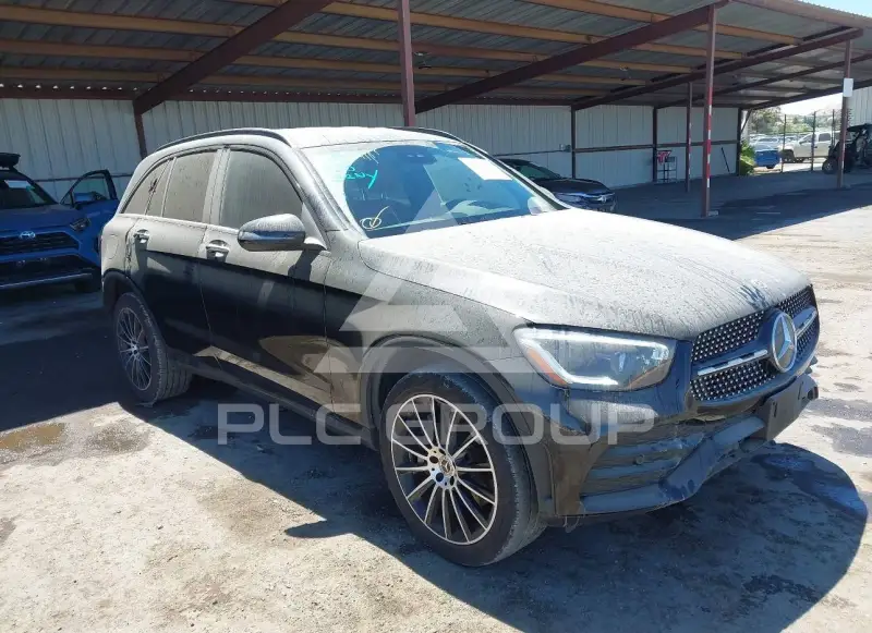 2022 Mercedes Benz GLC 300 фото