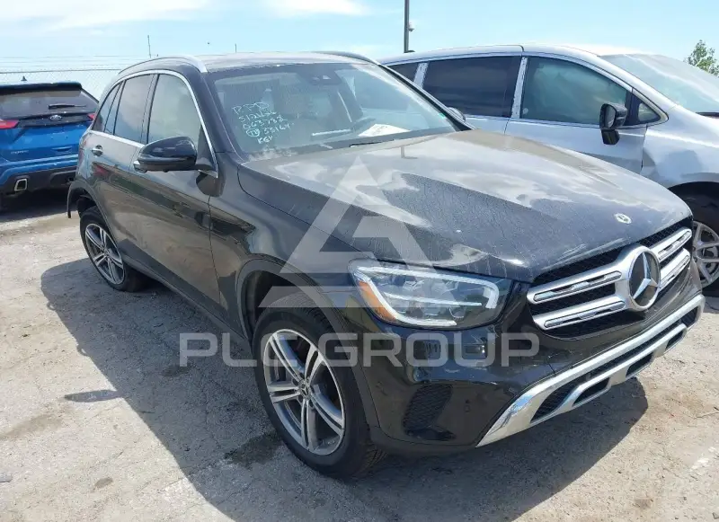2022 Mercedes Benz GLC 300 фото