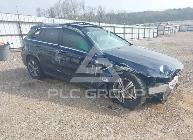 2022 Mercedes Benz GLC 300 фото