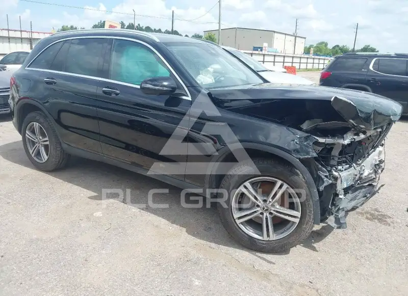 2022 Mercedes Benz GLC 300 фото