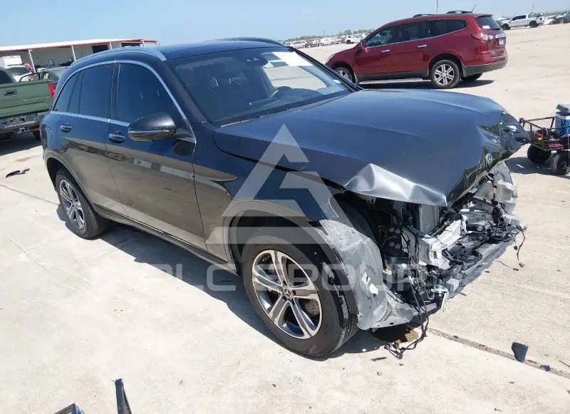 2022 Mercedes Benz GLC 300 фото