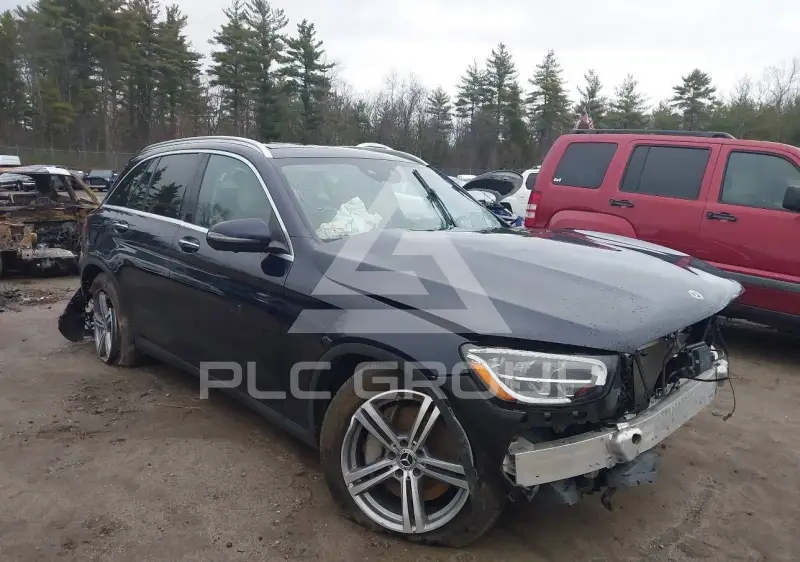 2022 Mercedes Benz GLC 300 photo