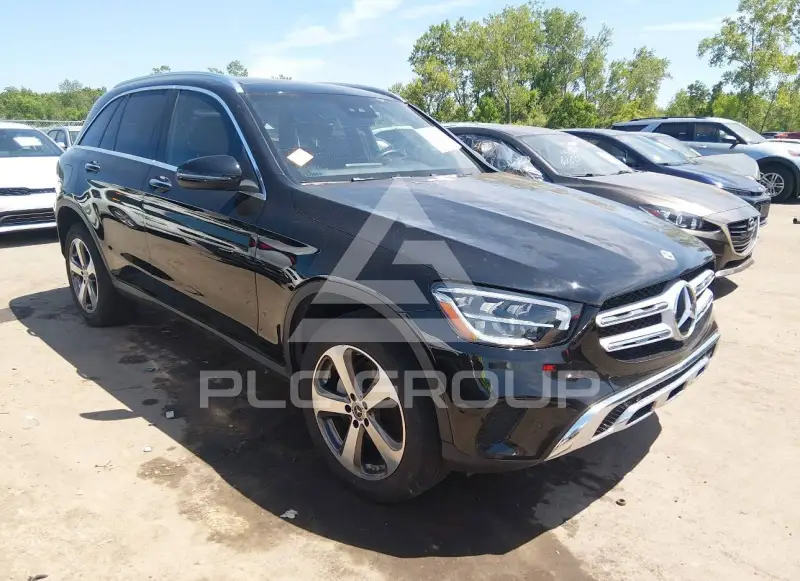 2022 Mercedes Benz GLC 300 фото