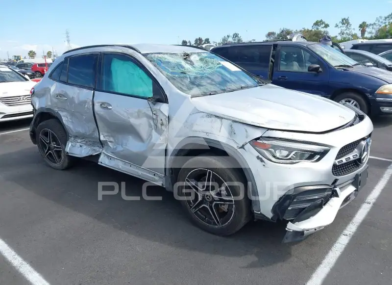 2022 Mercedes Benz GLA 250 фото