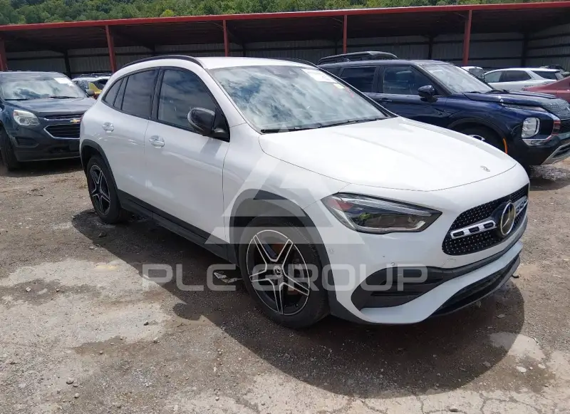 2022 Mercedes Benz GLA 250 фото
