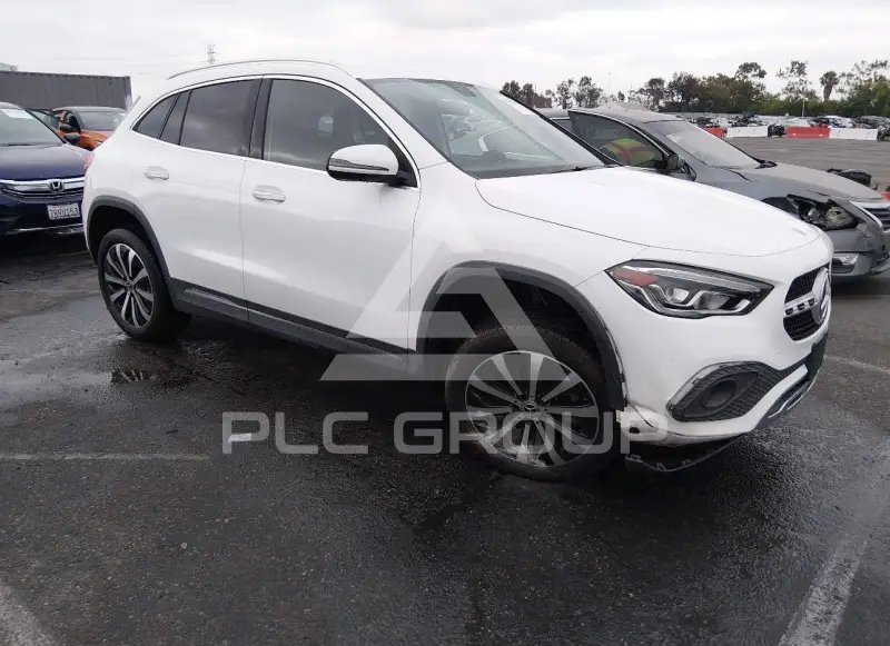 2022 Mercedes Benz GLA 250 photo