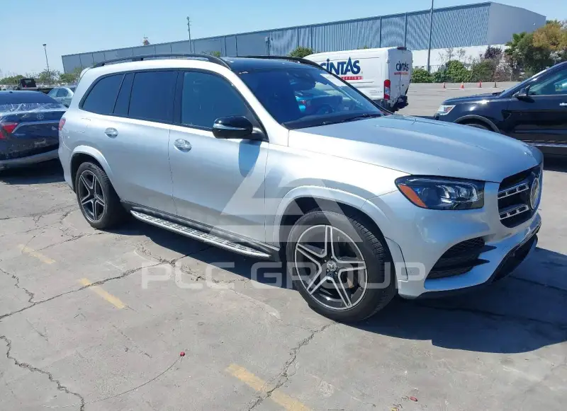 2022 Mercedes Benz Gls 450 photo