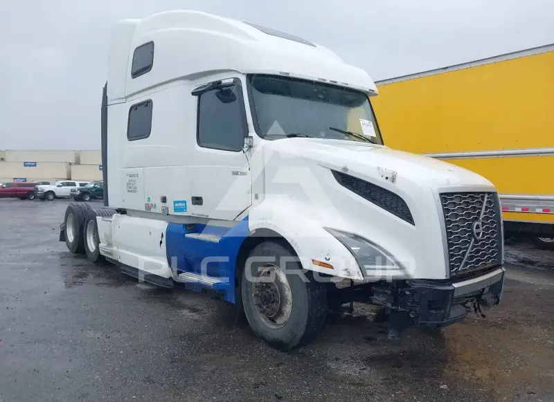 2022 Volvo VNL фото