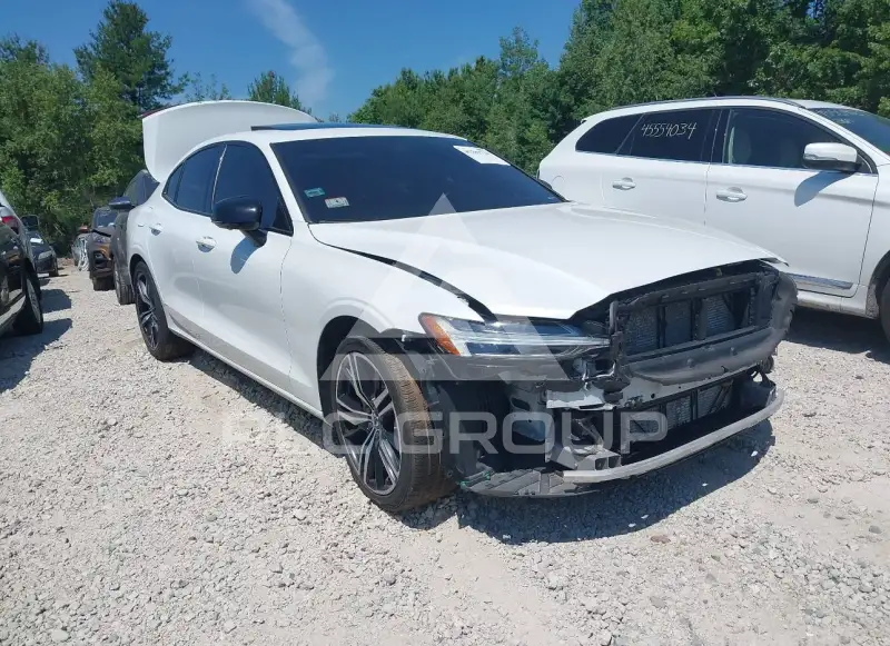 2022 Volvo S60 фото