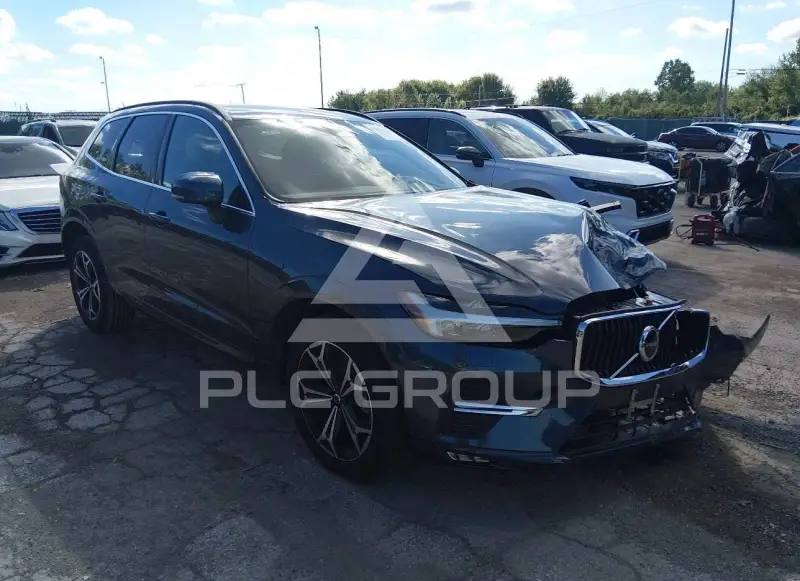 2022 Volvo XC60 фото