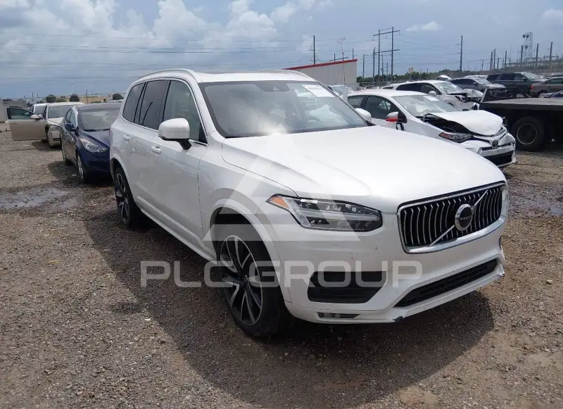 2022 Volvo XC90 фото