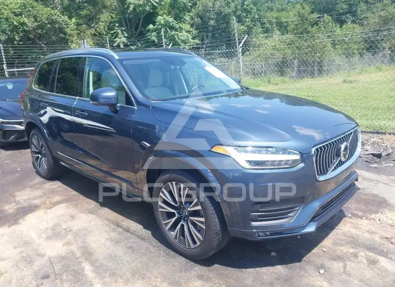 2022 Volvo XC90 фото
