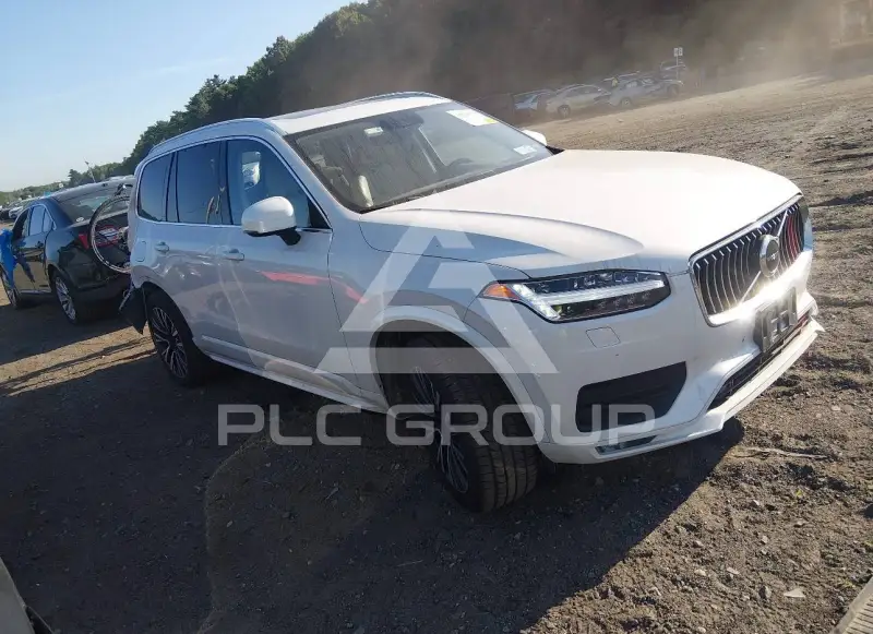 2022 Volvo XC90 фото