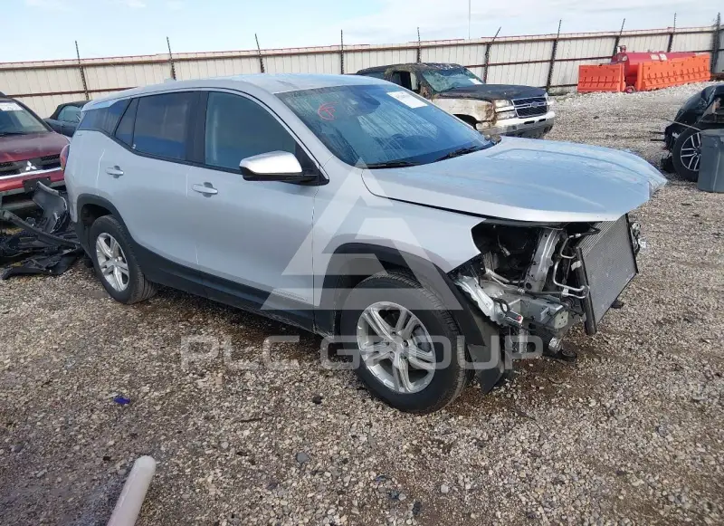 2022 GMC TERRAIN photo