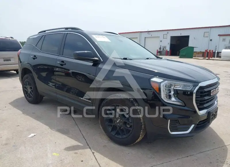 2022 GMC TERRAIN photo