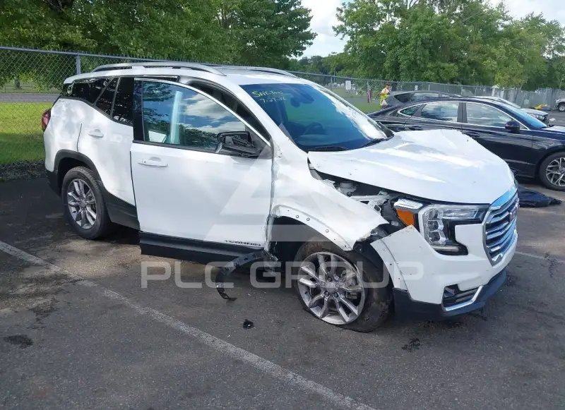 2022 GMC TERRAIN photo