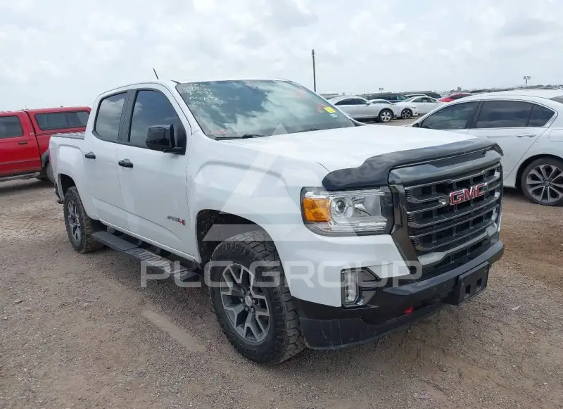 2022 GMC CANYON photo
